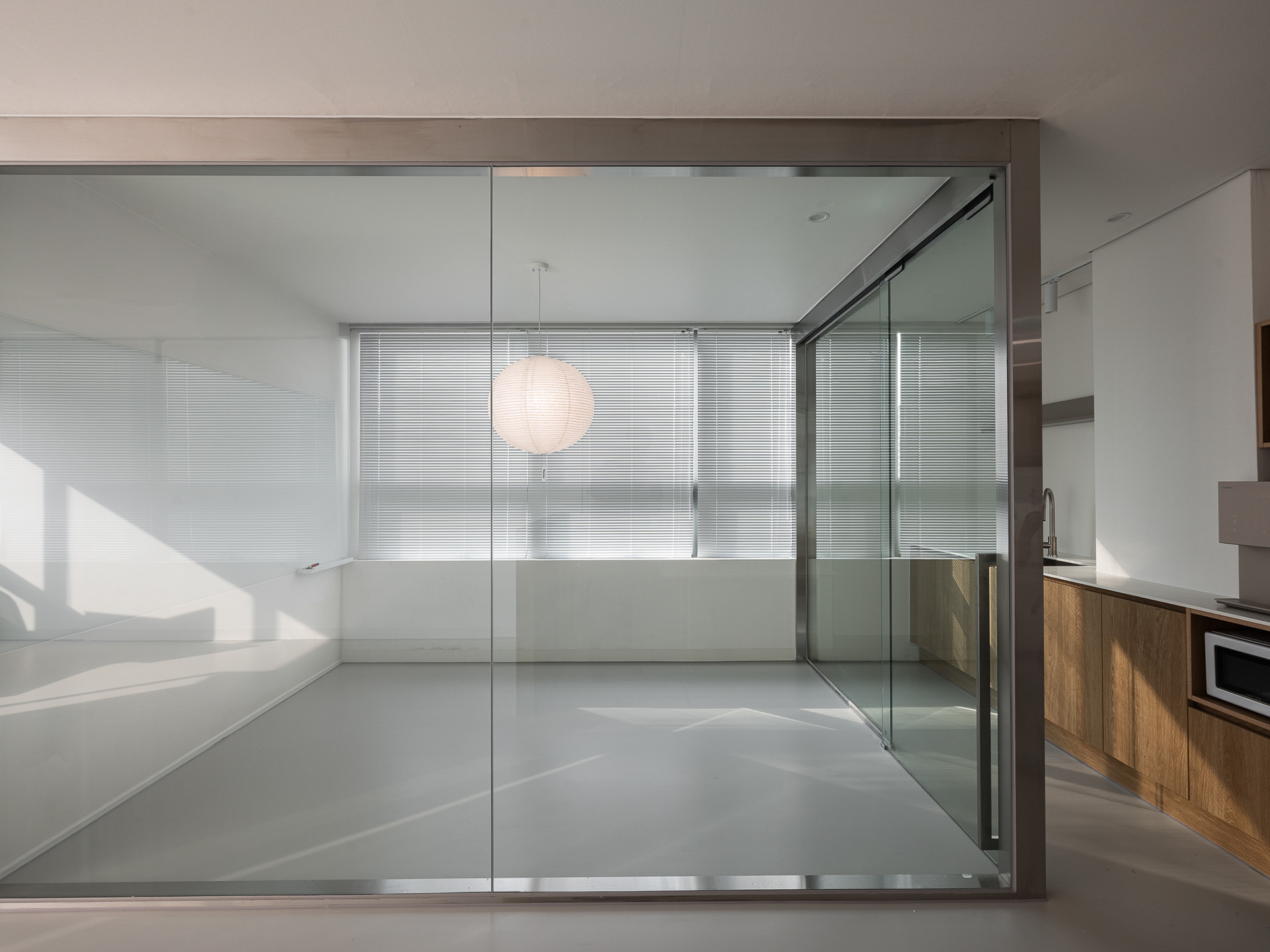 Office_S — 02-1