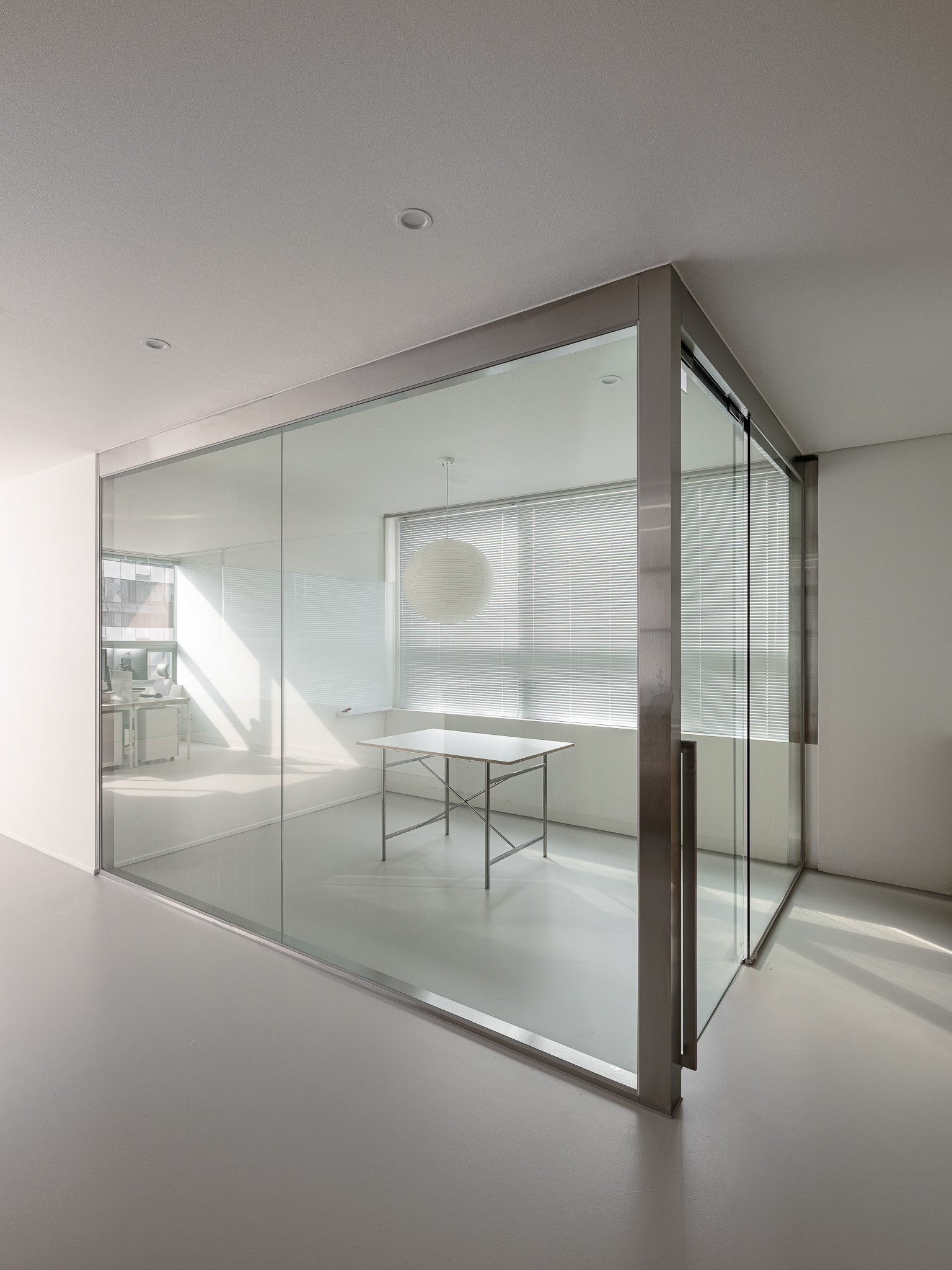 Office_S — 04-2