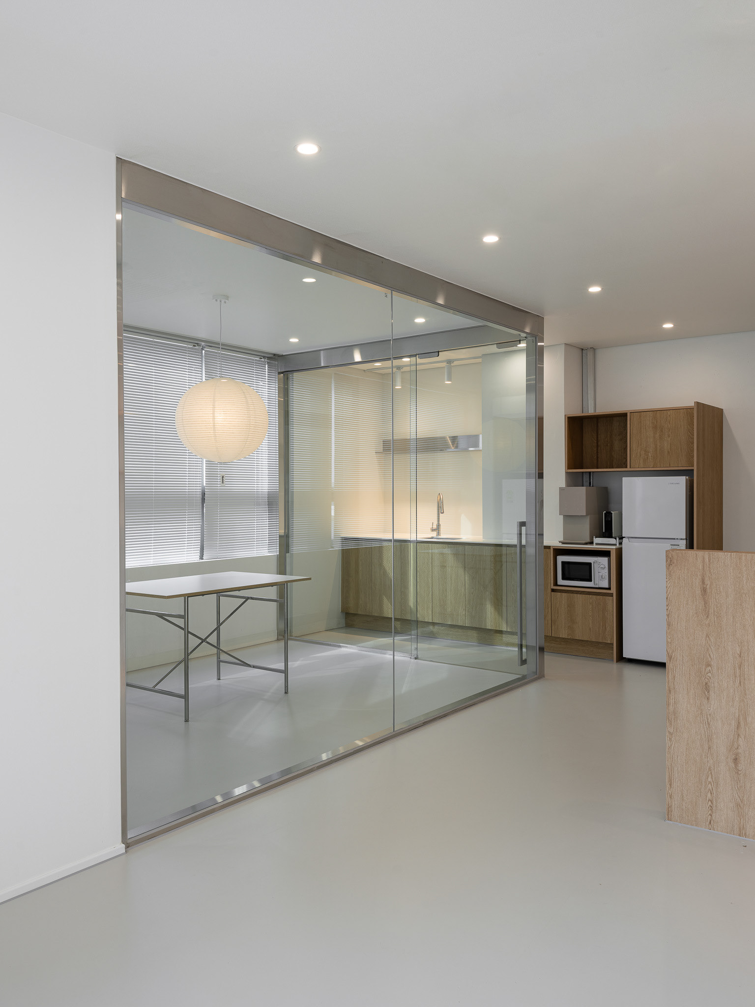 Office_S — 06-1