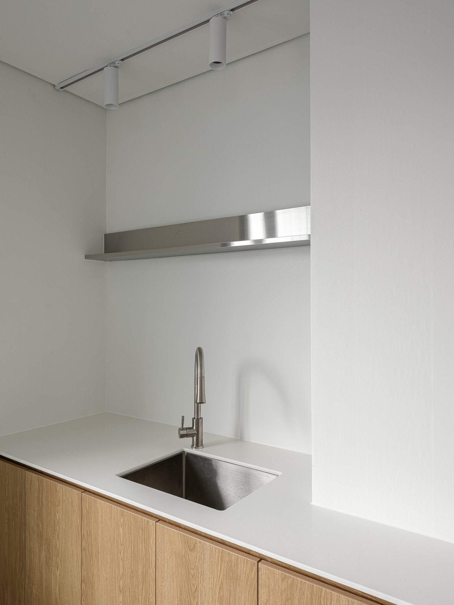 Office_S — 08-1