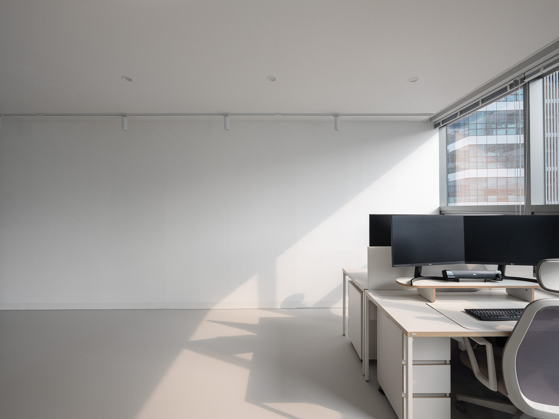 Office_S — 17-1