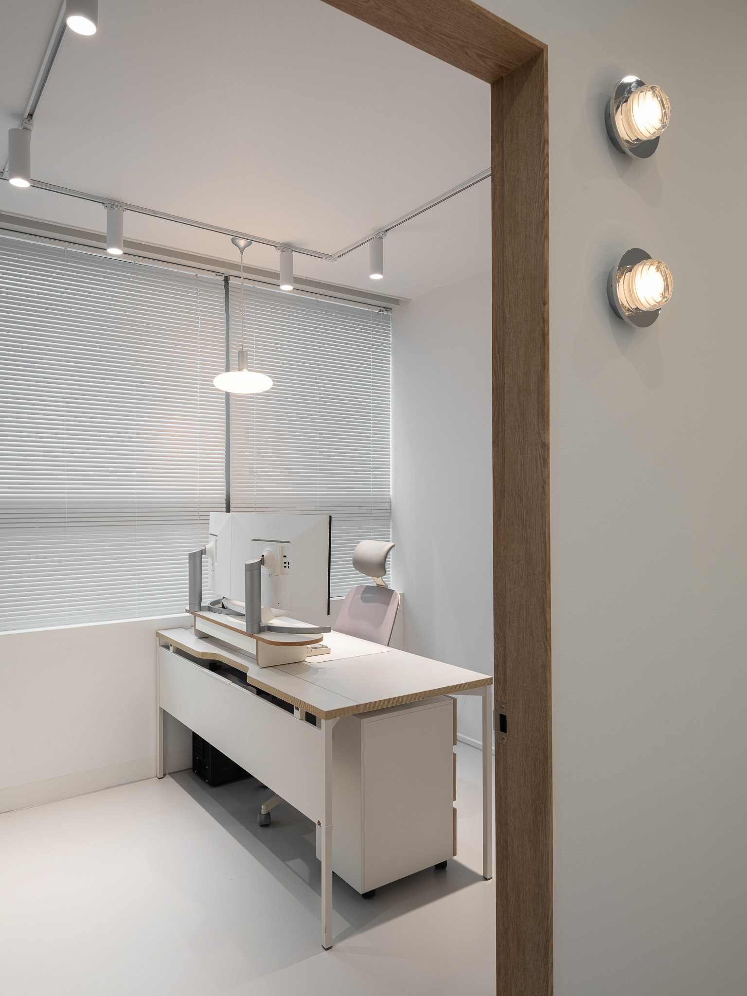 Office_S — 18-1