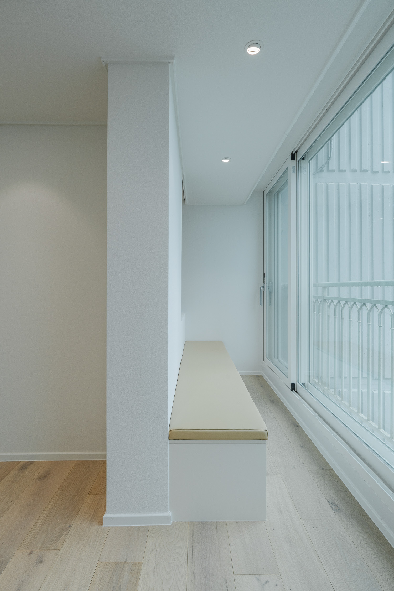 Rexel_APT — 06-1