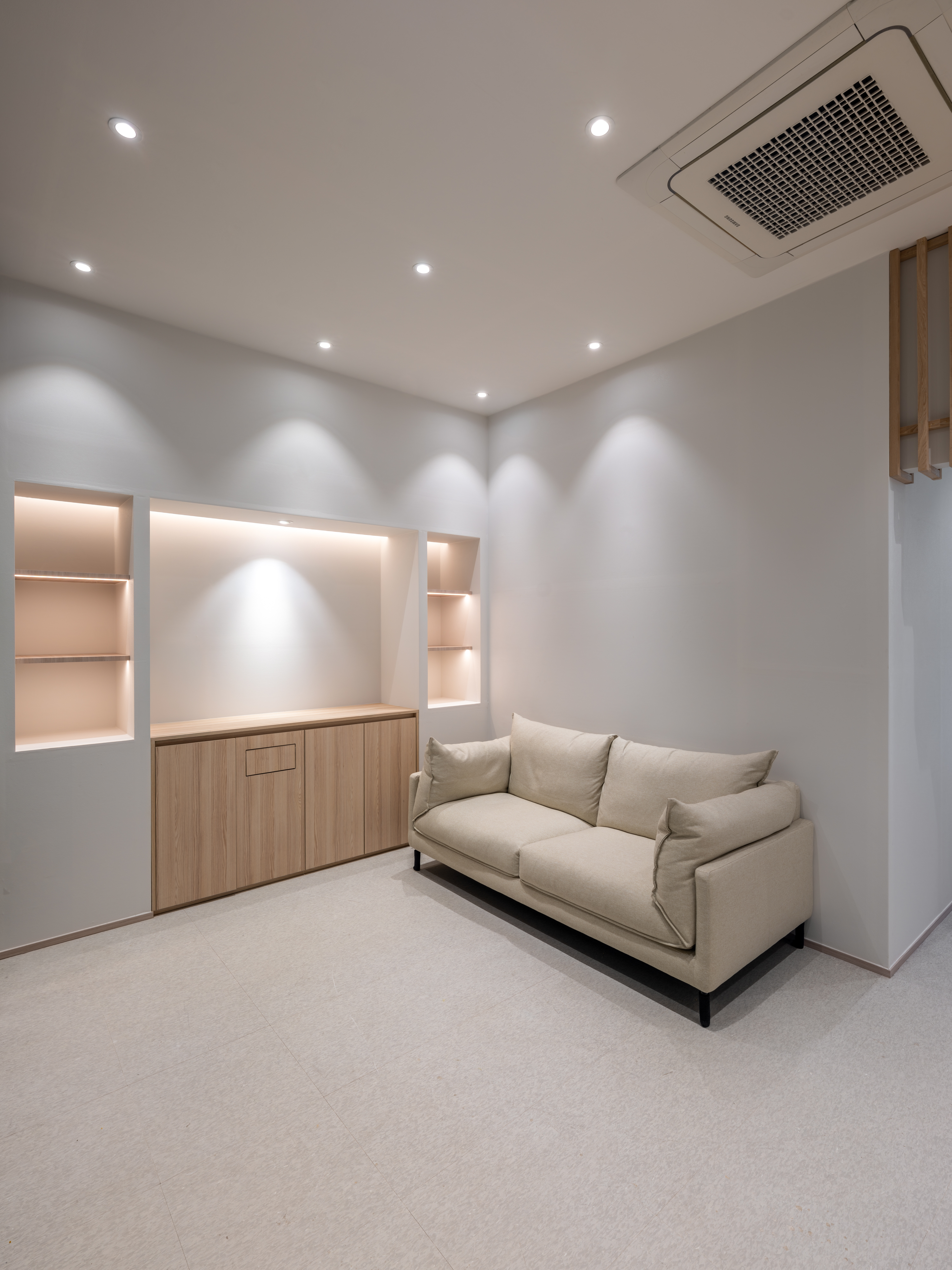 M_Psychological Counseling Center — 04-1